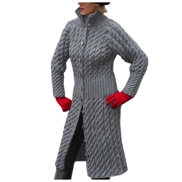 🛍 The CELES Hand Knit Long Sweater - Picture 2 of 10